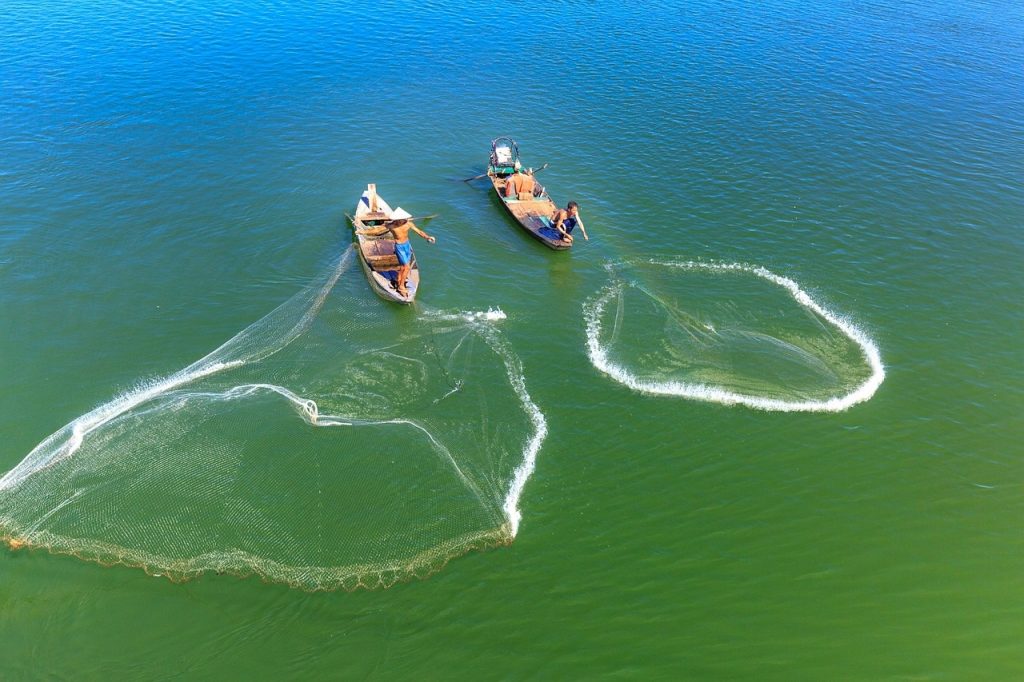 Expérience 12 A la rencontre des pêcheurs de Hué en bateau