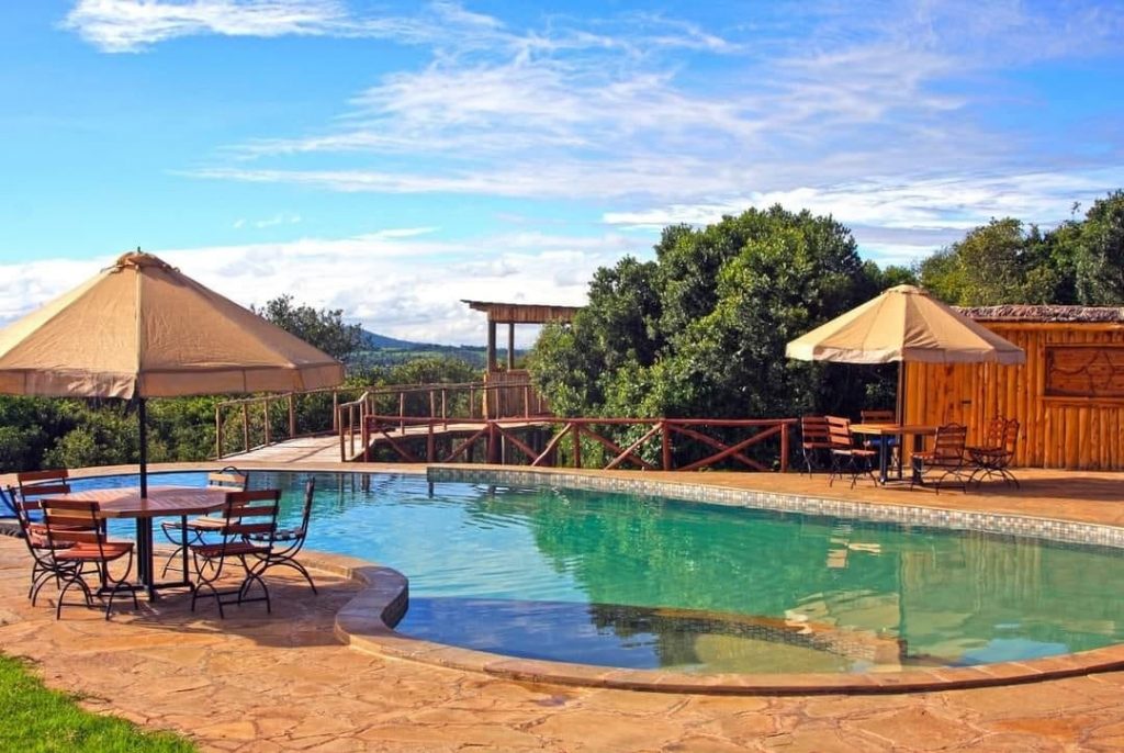 Rhino-Watch-Safari-Lodge-swiming pool